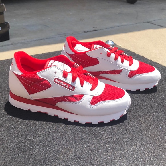 red reebok high tops